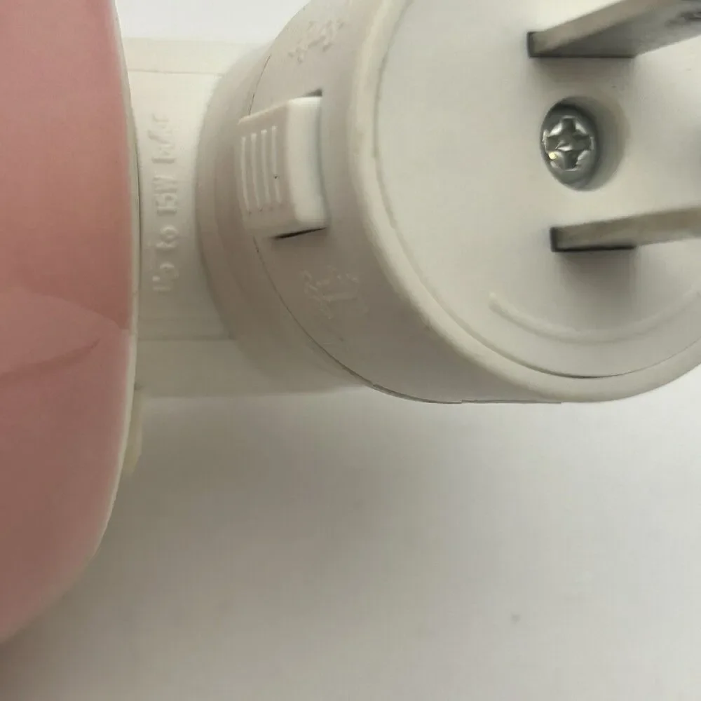 Scentsy Gumdrop Pink Polka Dot Mini Plug-In Wax Warmer Night Light (Retired)